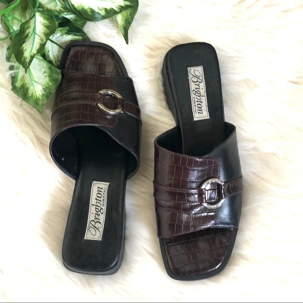 Brighton Button Slip On Brown Leather Sandal Mule - Picture 2 of 11